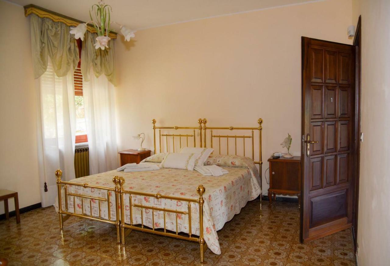 B&B Le Coccinelle Torre Bormida Exterior foto